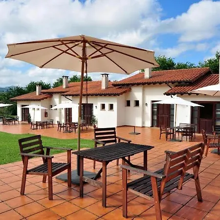 Familiar Cercano A Playa De Rodiles 5 *