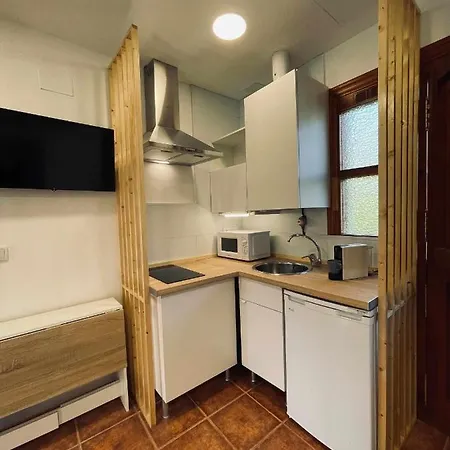 Familiar Cercano A Playa De Rodiles. 5 Apartment *